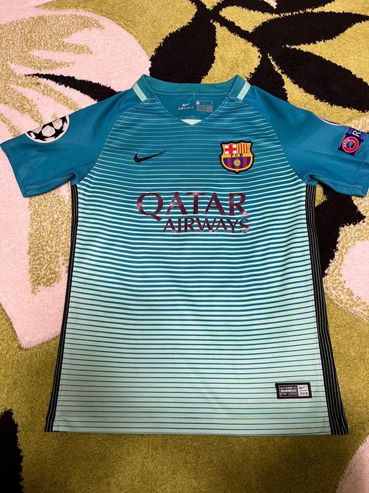 tricouri  cu Messi chempions