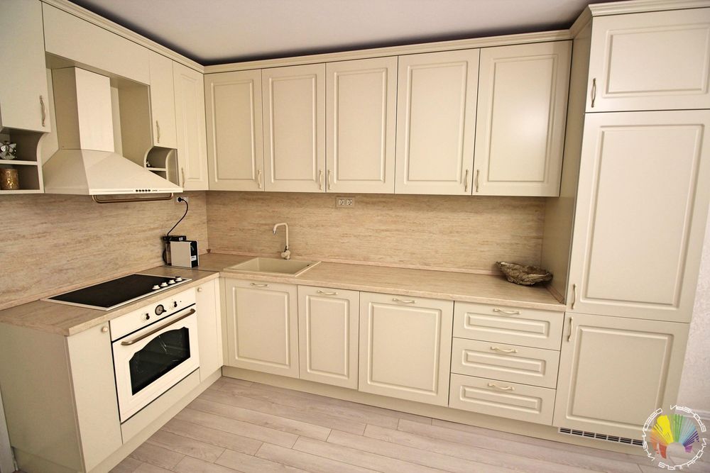 Дава се под наем Двустаен апартамент в Бургас, Лазур - 85 кв.м за 765 € - Снимка #2