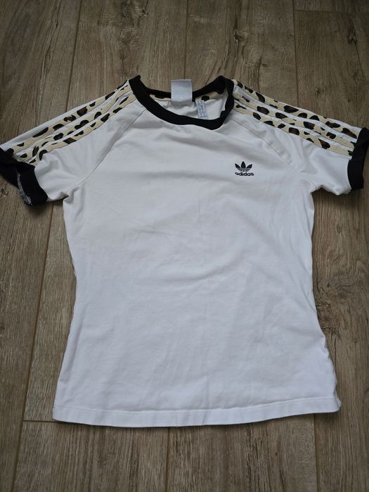 Set 4 tricouri si o bluza mar 158-164