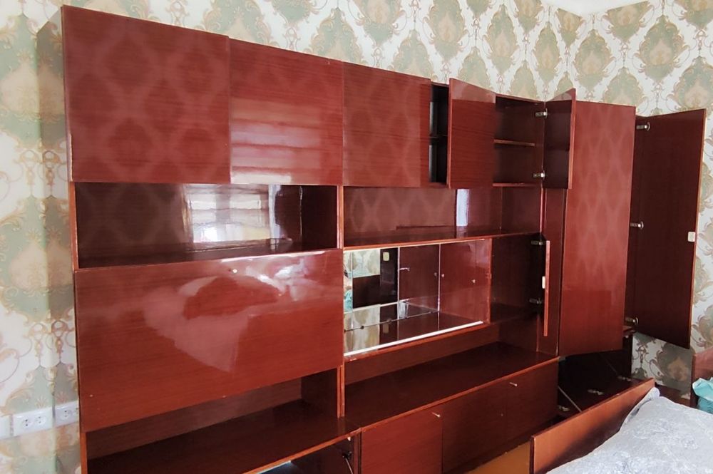 Продам легендарный шкаф из Грозного!