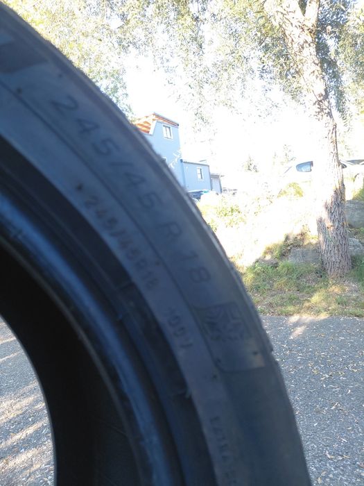 245/45/18" Michelin 2бр.гуми.Дот2024