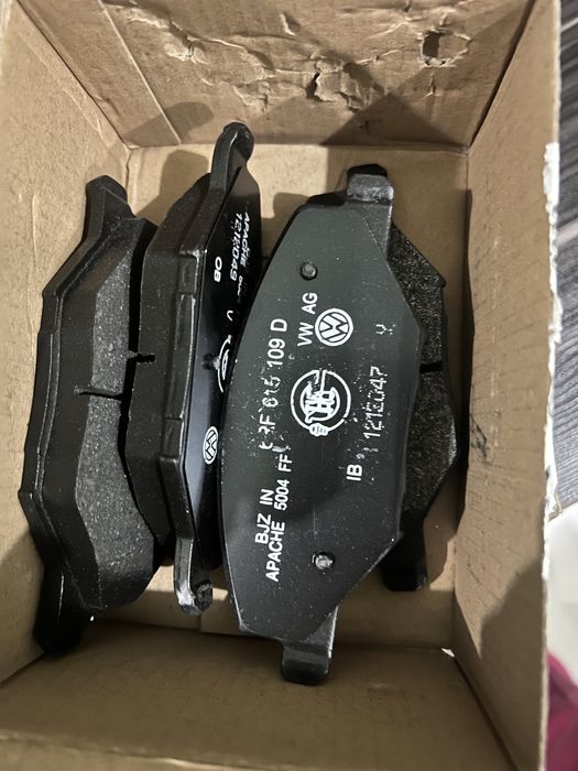 Тормозные колодки оригинал