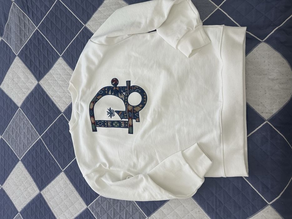 Свитшот в отличном состояний