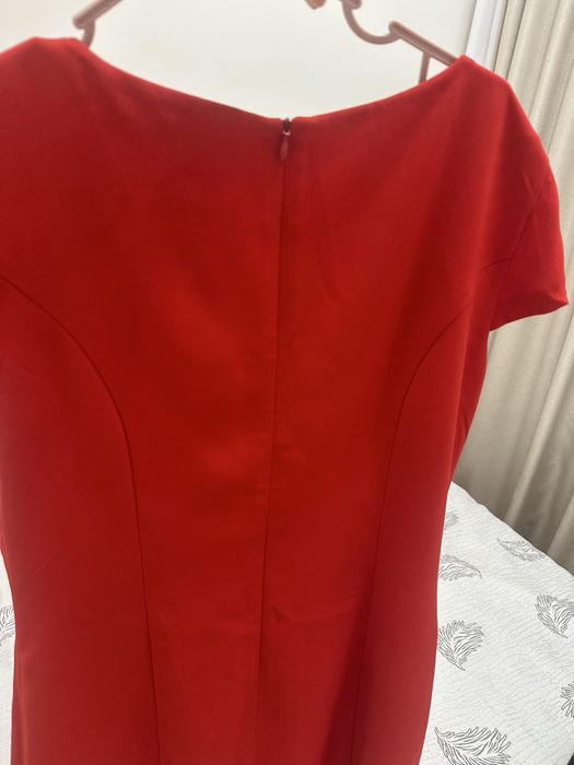 Продаю платье в мир и пир