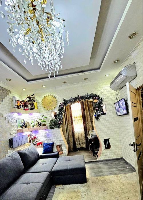 2/2/4 50м2 Срочно!! м-Ялангач , Ширин базарчик