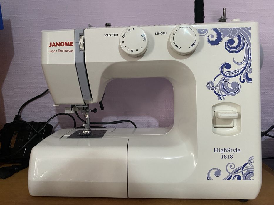 Швейная машинка JANOME