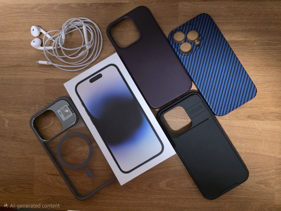 Accesorii iPhone 14 Pro - cutie, căști Apple, cablu, 4 huse
