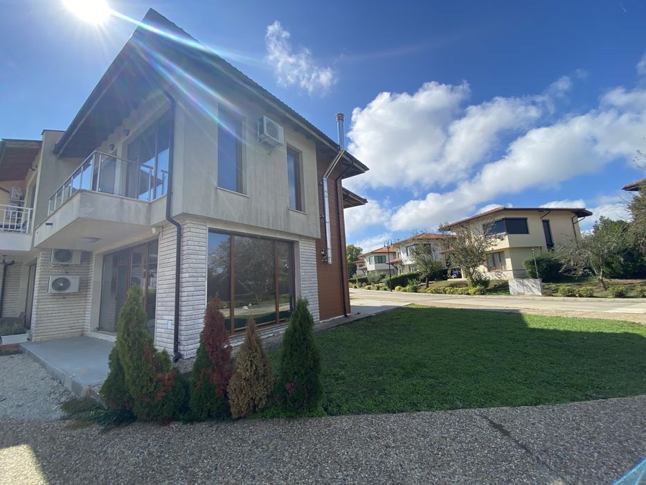 Продава се Къща в Варна, Виница - 118 кв.м за 1000 €/кв.м - Снимка #3