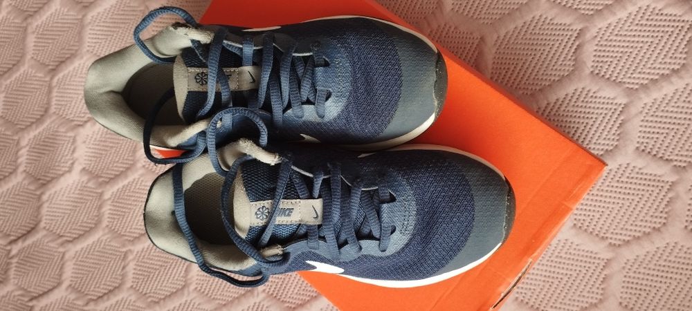 Маратонки Nike, момче