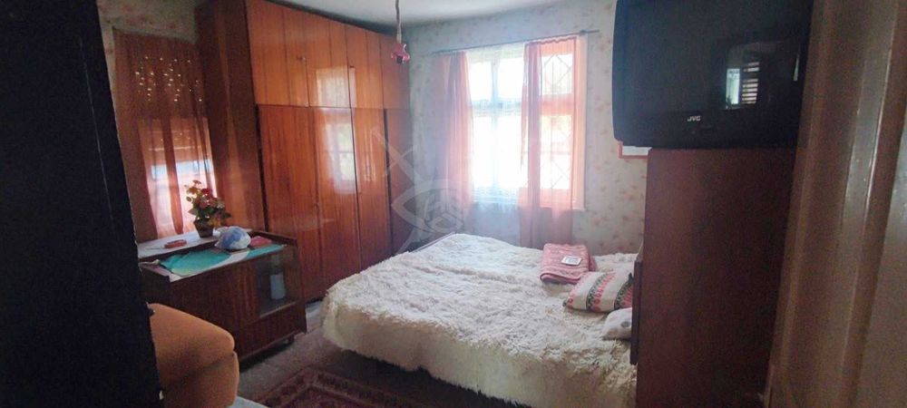 1200кв. двор! Двуетажна къща в Пъдарско 50001