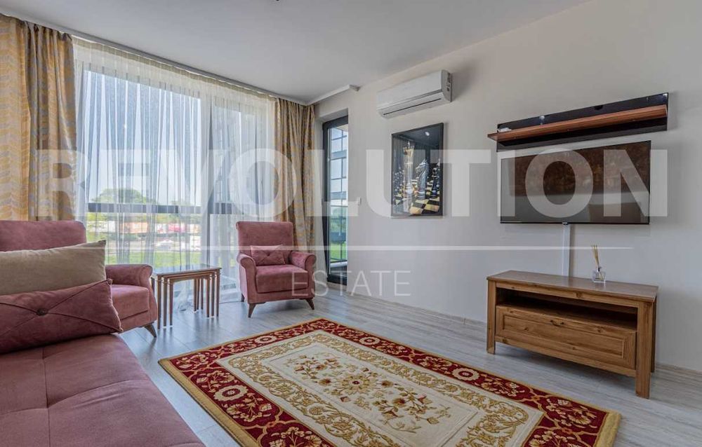 Дава се под наем Двустаен апартамент в Пловдив, Център - 76 кв.м за 650 € - Снимка #2