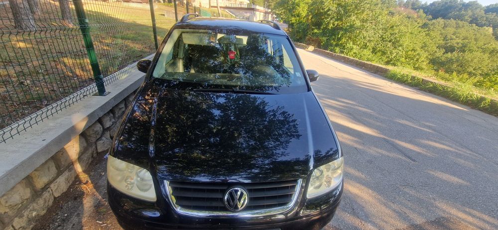 На Части Фолксваген Туран 2006г 105кс дизел