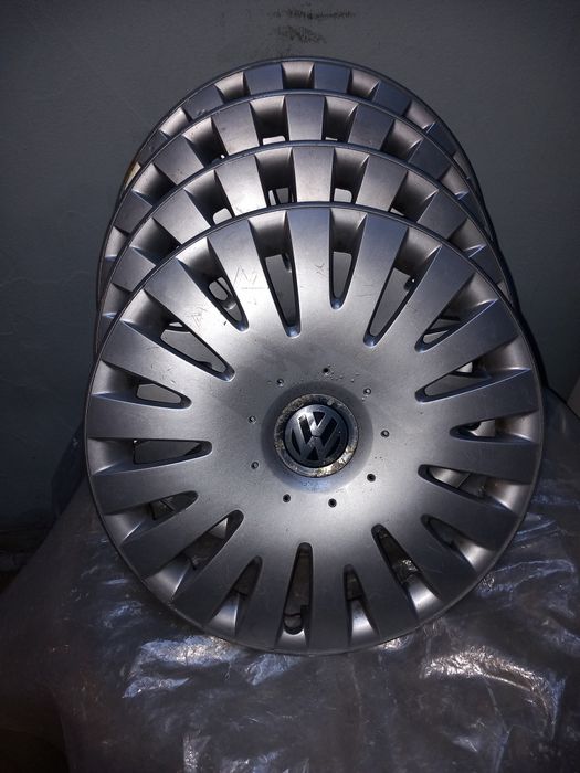 Set 4 Capace pe 16 ptr Wolswagen