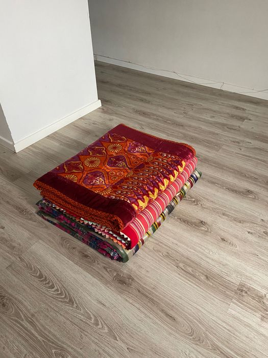 Корпешки 3 штуки, с чехлом