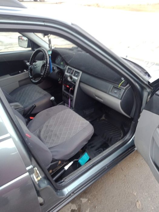 Продам Lada Priora срочно