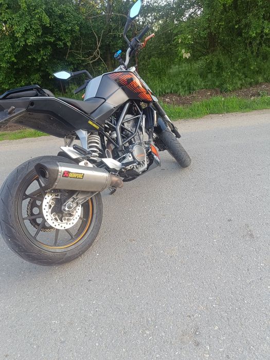 KTM Duke 125 2011 (nu yzf cbr gsxr)
