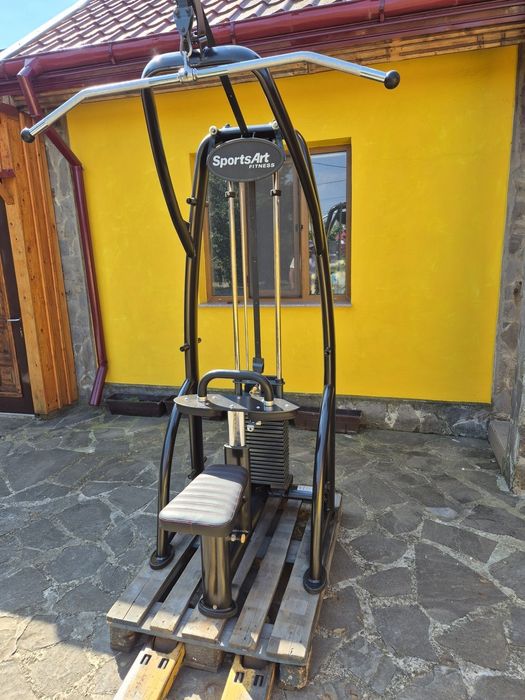Helcometru/ Lat pulldown profesional  SportsArt !!!