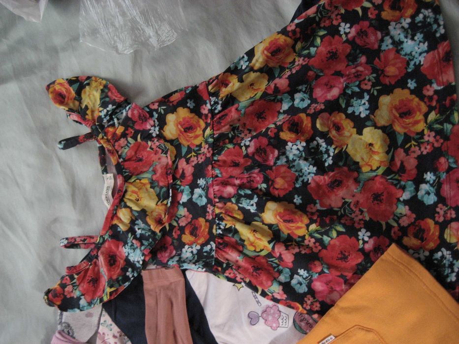 Сиви маратонки , обувки за дете + още