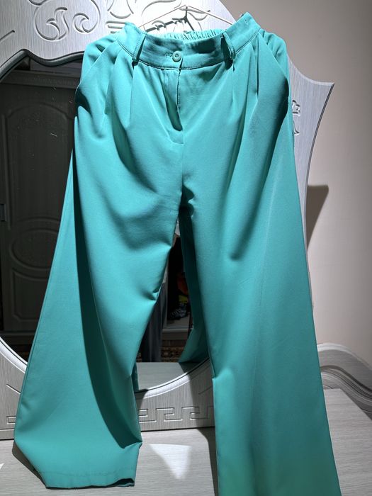 Отличная двойка для девушки размер 46