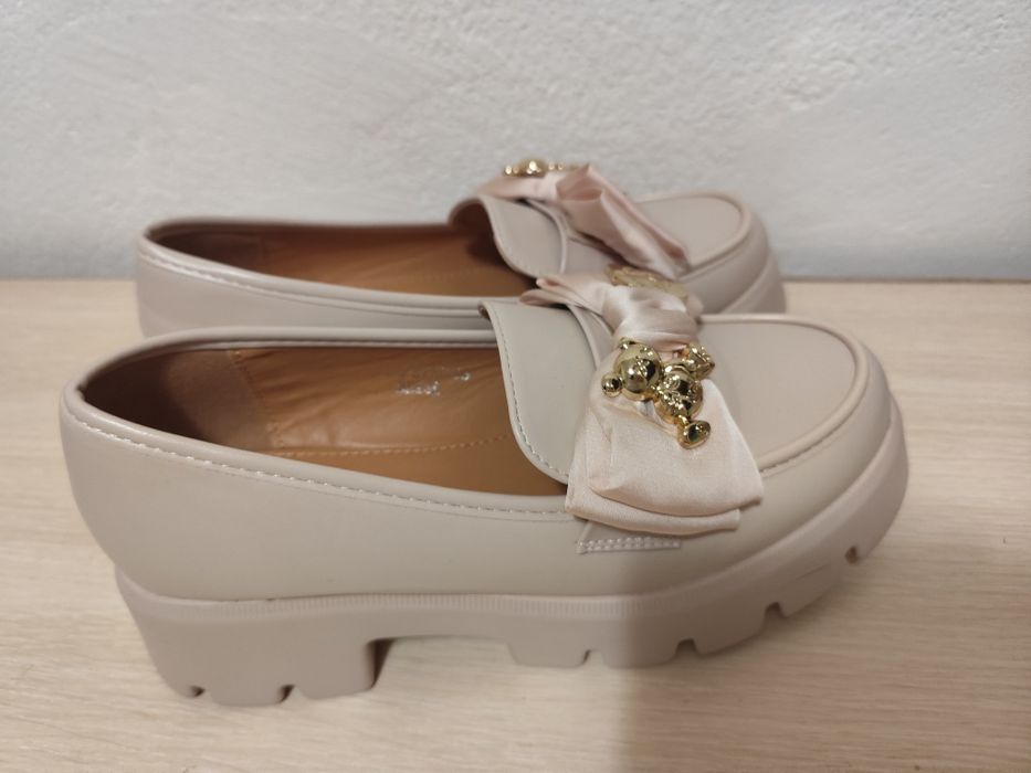 Обувки лоуфъри 37н