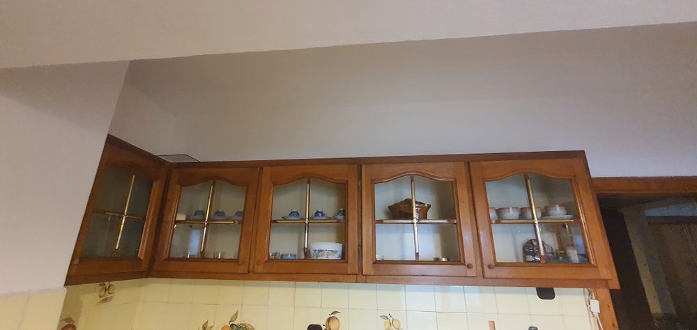 Mobilă de bucătărie