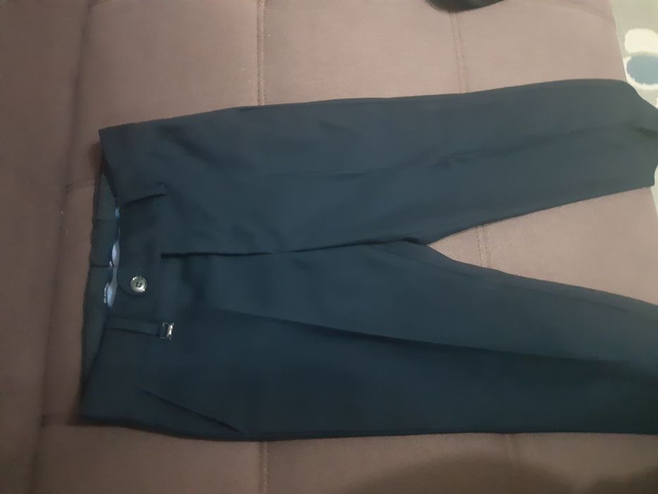 Продам костюм на мальчика и рубашки