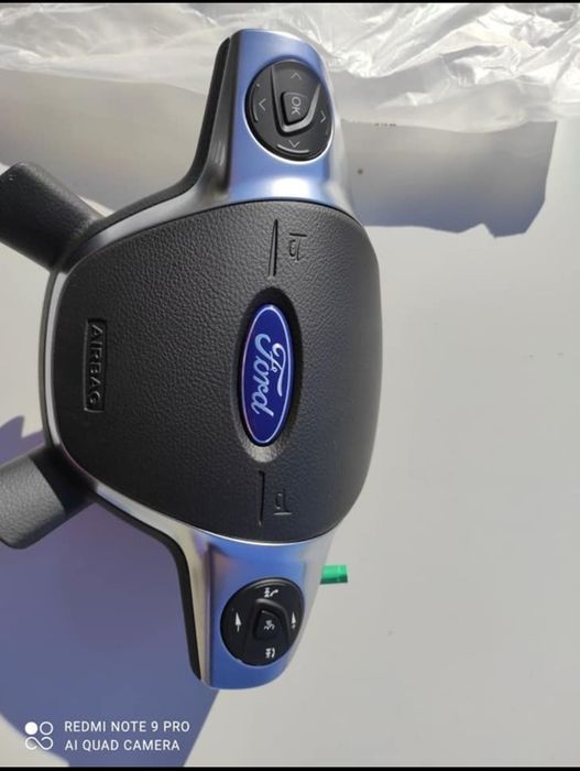 Vând airbag Ford