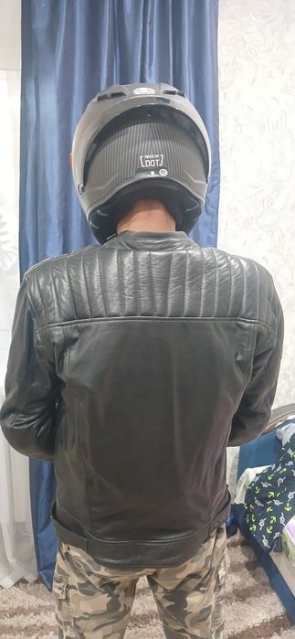 Продам мотоэкипировку