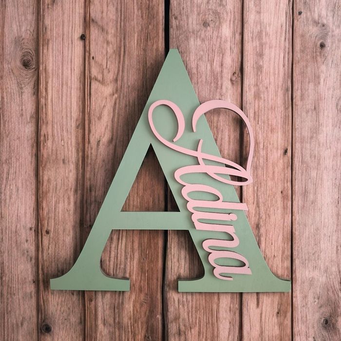 Decoratiuni personalizate lemn camera copilului nume si rama foto