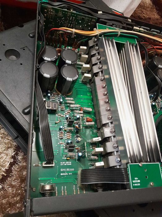 Amplificator crest CPX 2600