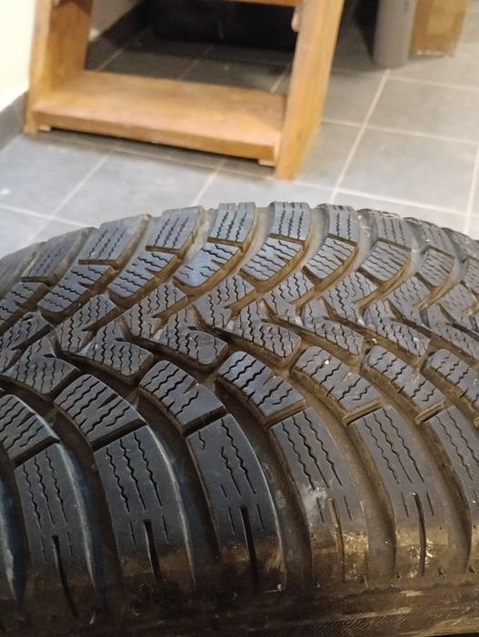 Anvelope iarna 205 55 16 Falken