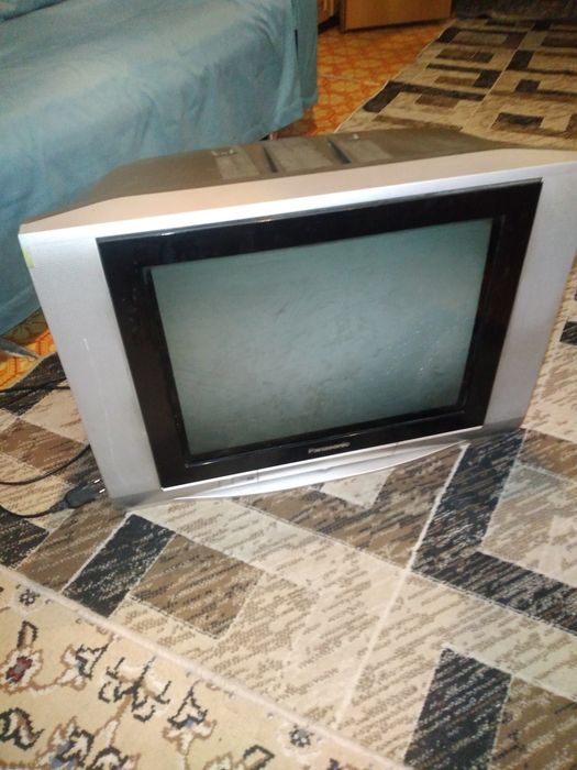 Продам телевизор Panasonic 5000тг
