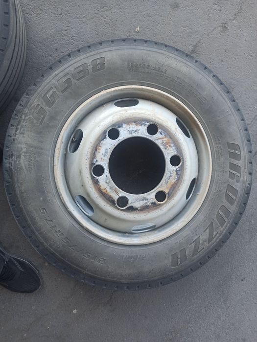 Исузу автобус учун Балон