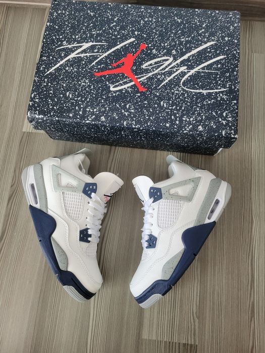 Sneaker Jordan 4