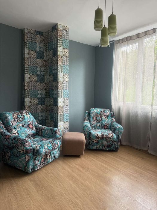 Продава многостаен апартамент в гр.Трън - от собственик