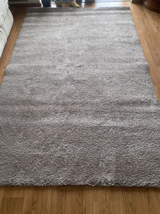 Продам ковер (травка)