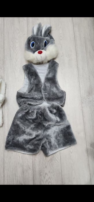 Продам новогодние костюмы