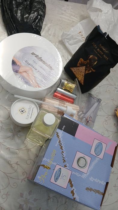 Для наращивание ресницы и шугаринг