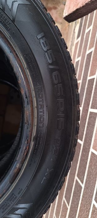 Продам зимние шины