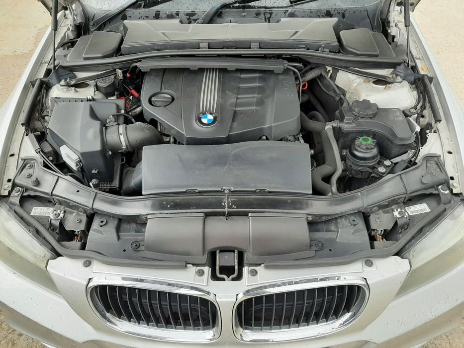 Faruri bmw e90 lci (facelift)