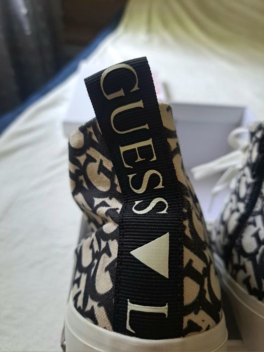 Кецове Guess 37 номер