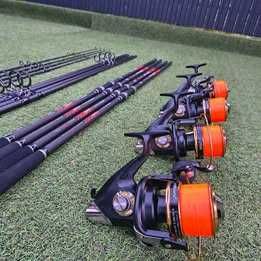 Set 4 Lansete Crap 3.0m 3.75 LBS 3 tronsoane  + 4 Mulinete AQUASITE