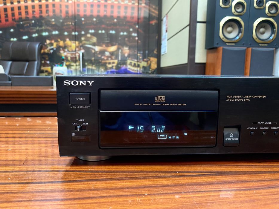 Висок клас CD плеър Sony