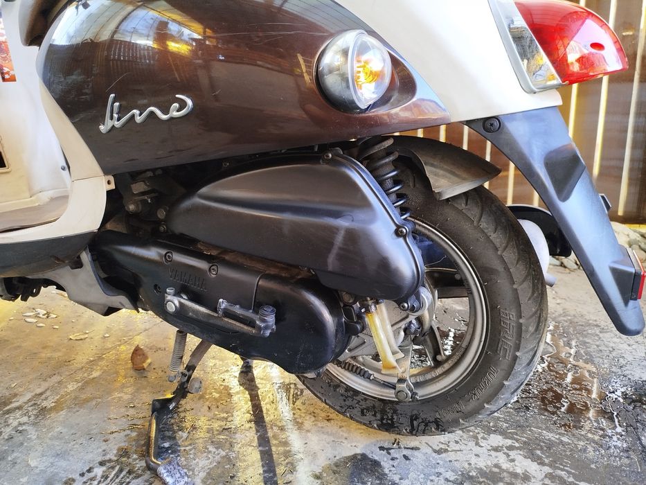 Скутер Yamaha vino sa-37