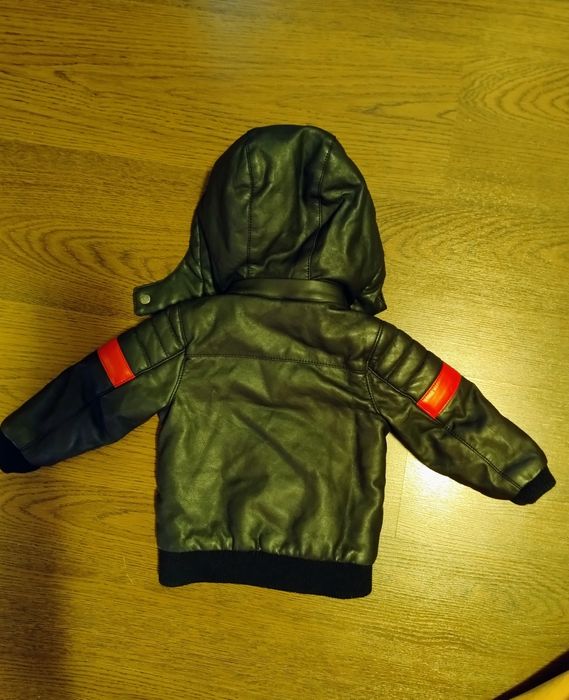 Geaca baietel marime 67 cm, 6 luni impecabila