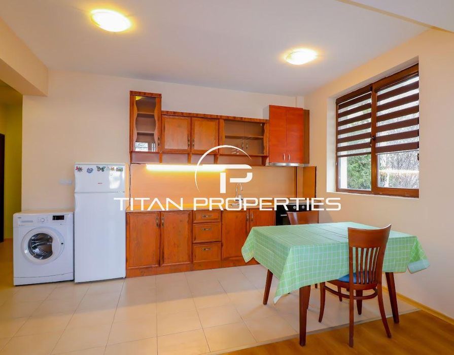 Дава се под наем Двустаен апартамент в Варна, Бриз - 70 кв.м за 500 € - Снимка #1