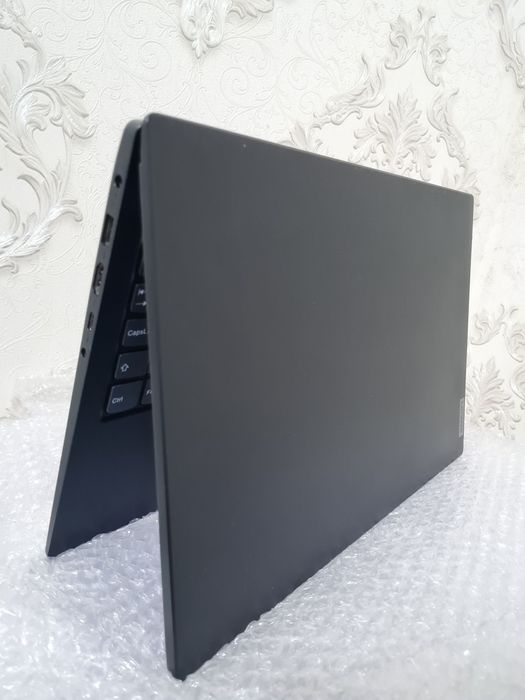 Ноутбук Lenovo ideapad