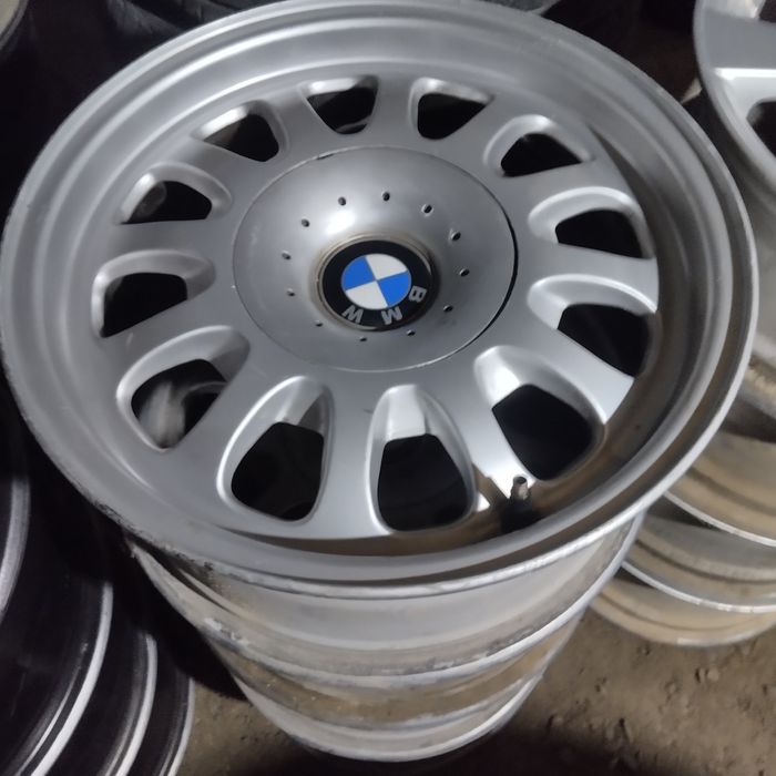 Продается комплект дисков