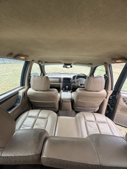 Vand sau schimb Jeep Grand Cherokee limited 4.0 4x4