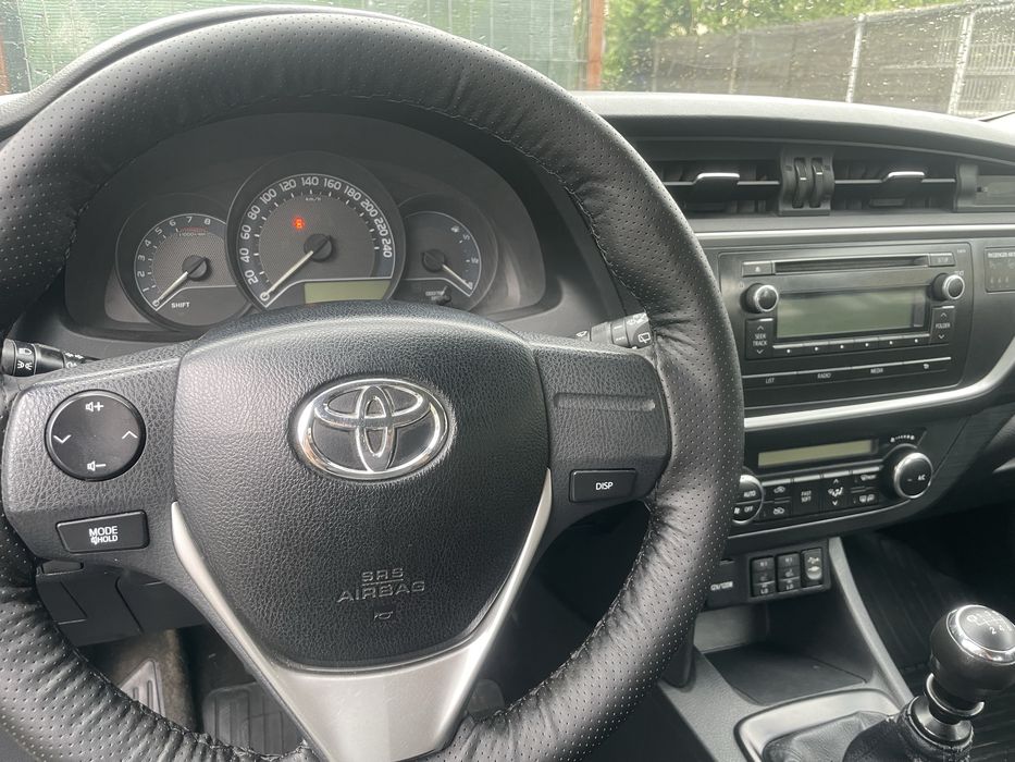 TOYOTA Auris 2014 — imagine 9